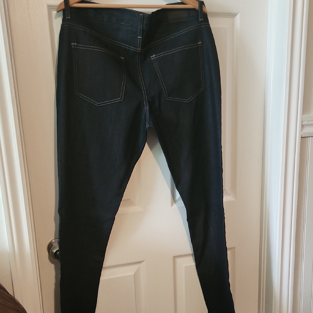 Axist Dark Blue Jeans